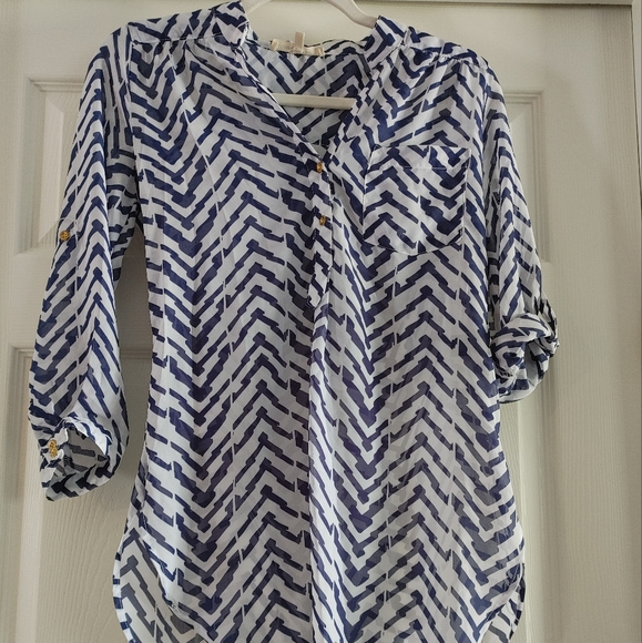 Lightweight Blouse Bundle - Picture 4 of 9